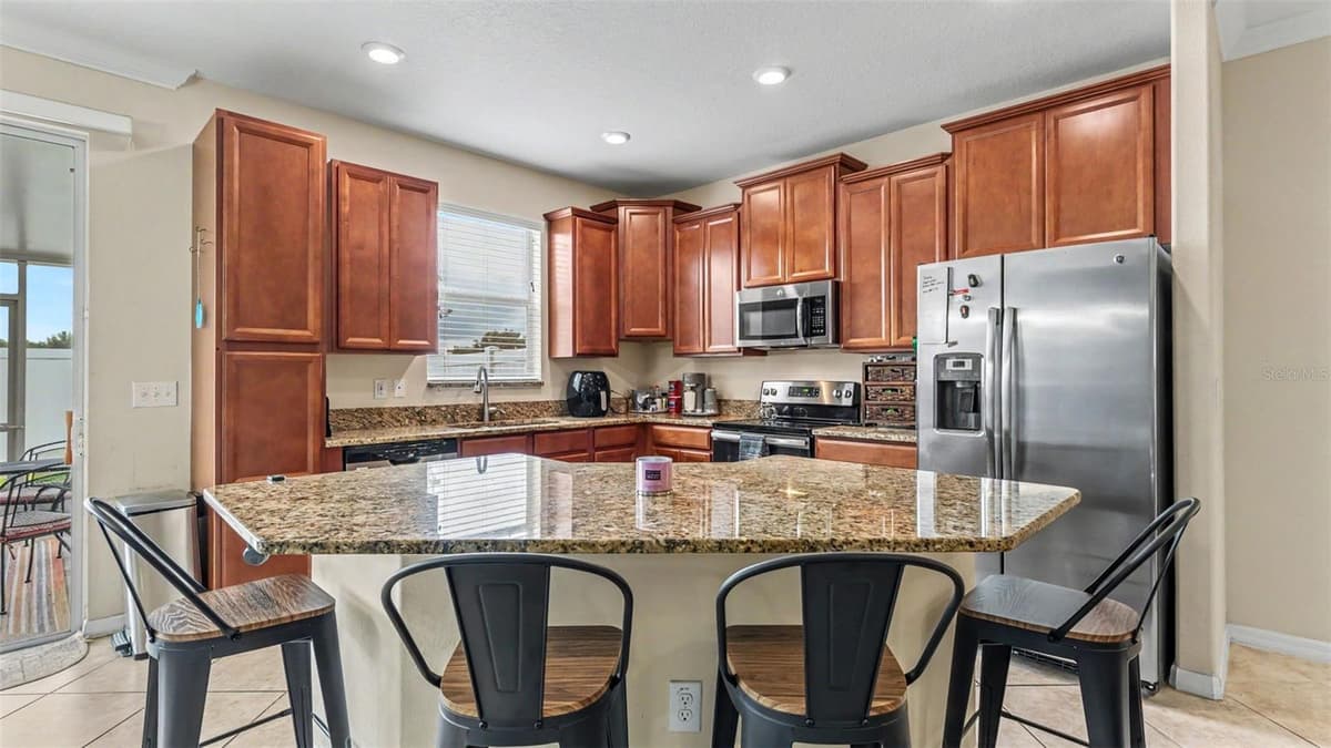 6441 TORRINGTON CIRCLE — photo 7 of 40