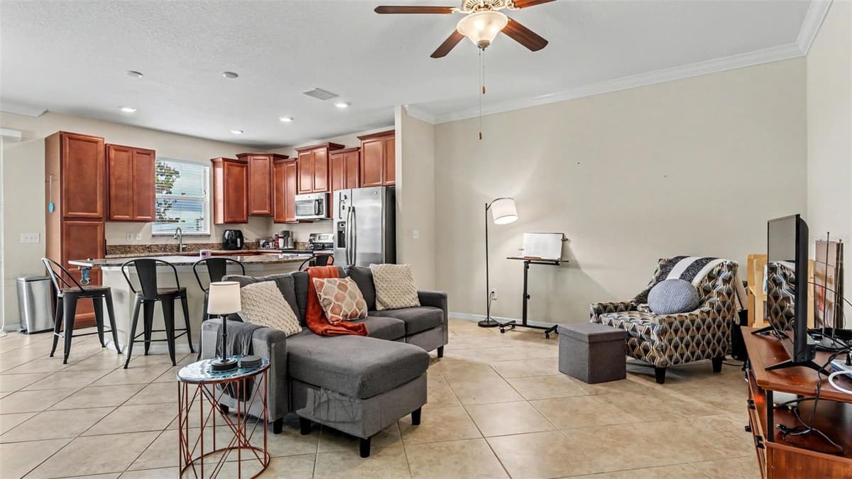 6441 TORRINGTON CIRCLE — photo 13 of 40