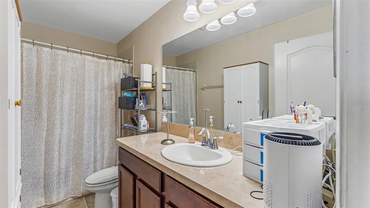 6441 TORRINGTON CIRCLE — photo 33 of 40