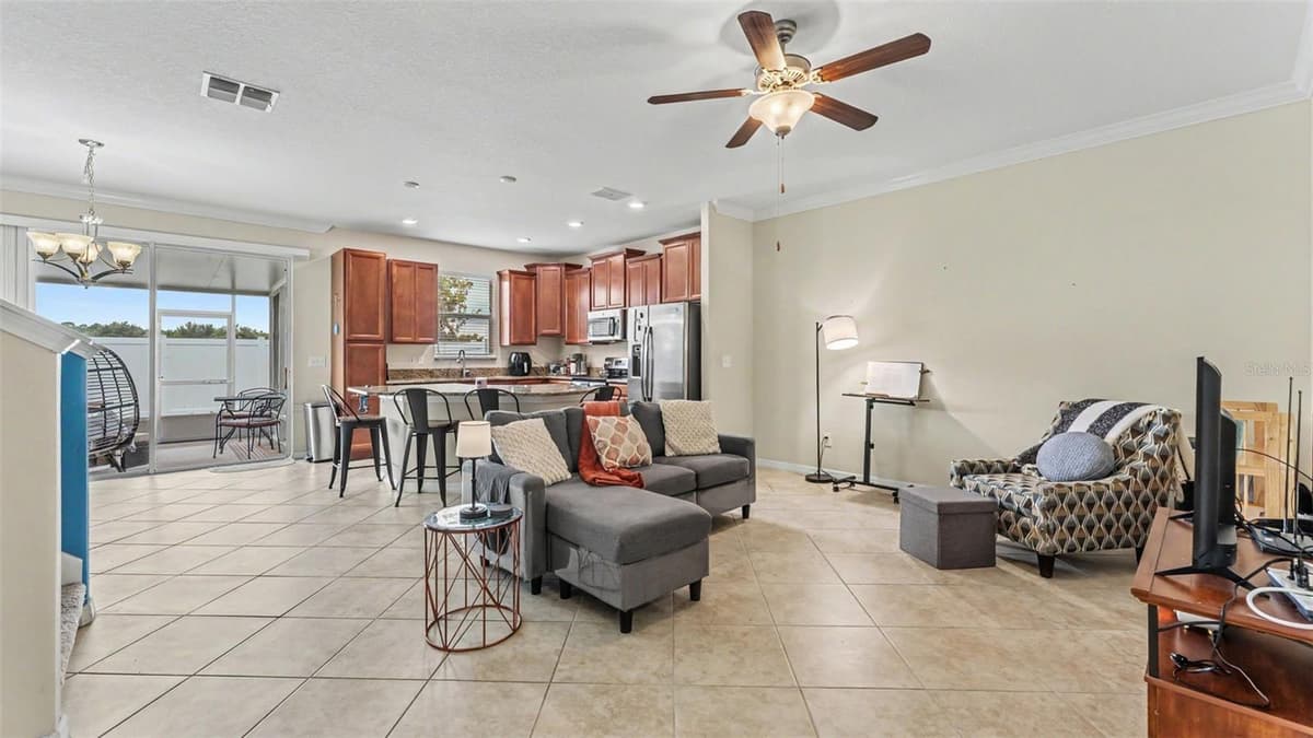 6441 TORRINGTON CIRCLE — photo 14 of 40