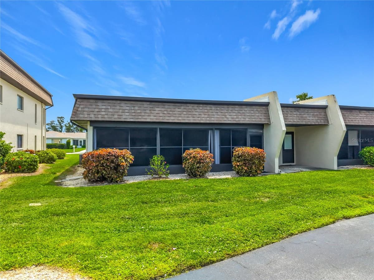1716 LAKESIDE DRIVE — photo 33 of 45