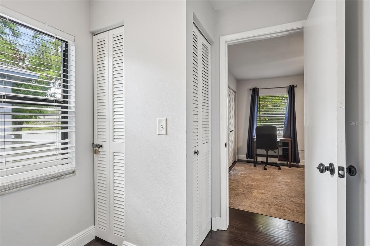 2417 STROUD AVENUE — photo 25 of 49