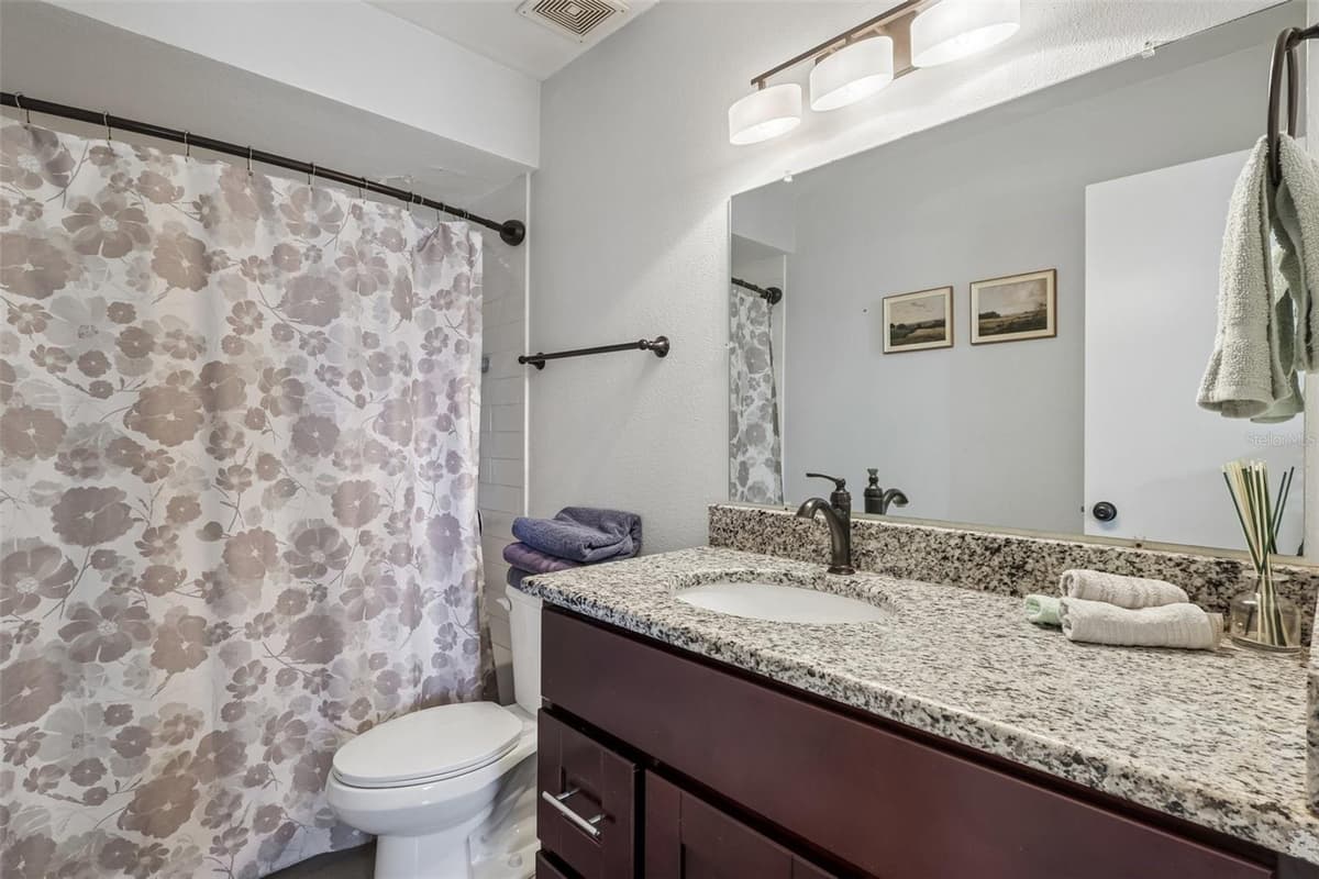 2417 STROUD AVENUE — photo 21 of 49