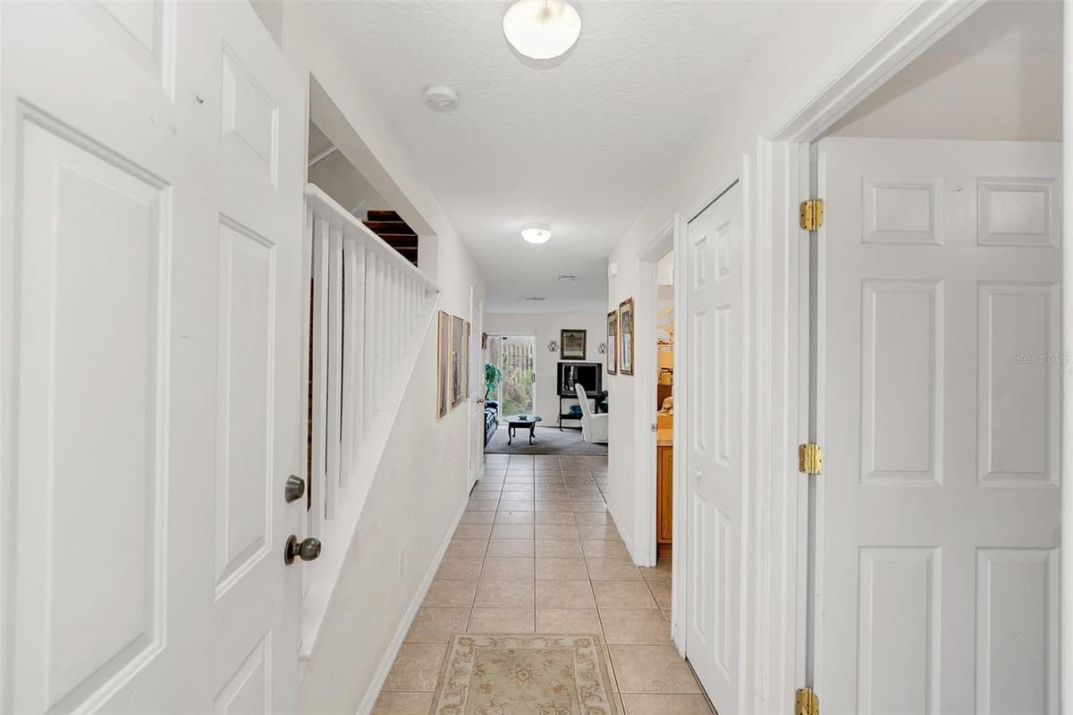 1209 6TH STREET — photo 3 of 6