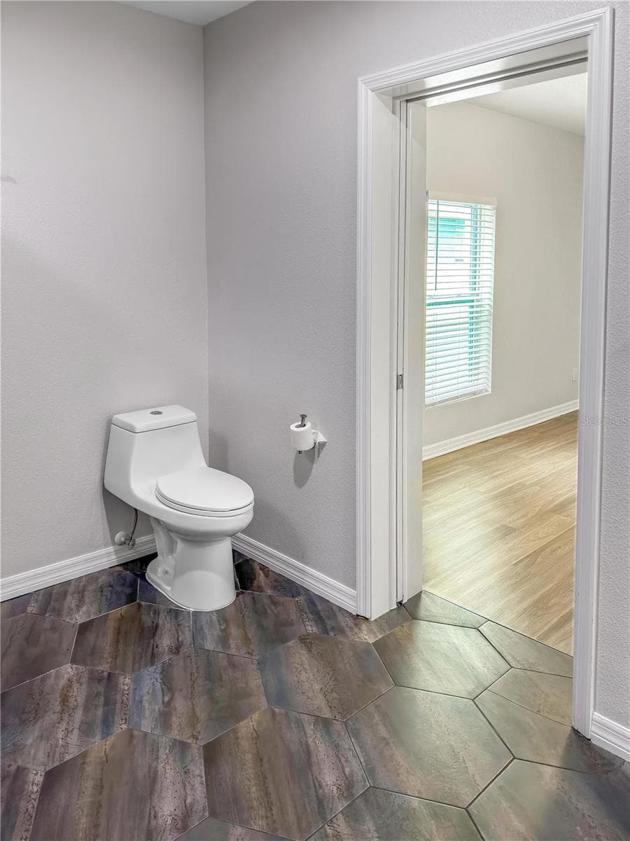 2116 STATE STREET — photo 19 of 21