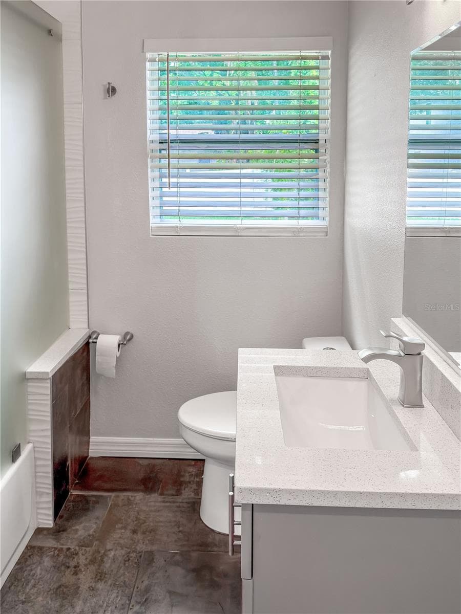 2116 STATE STREET — photo 12 of 21