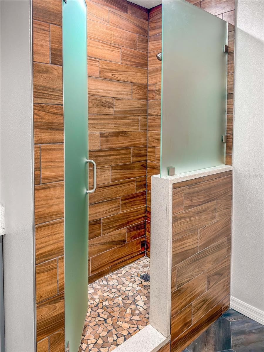 2116 STATE STREET — photo 18 of 21