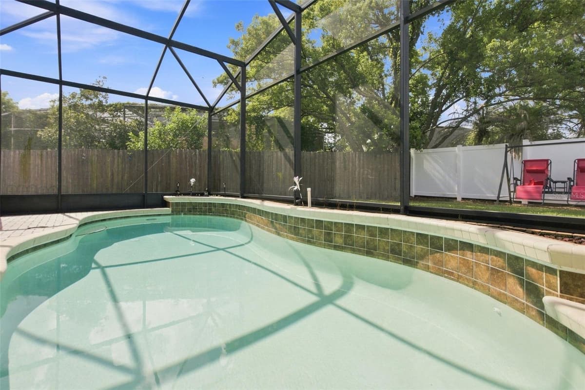 13711 DORNOCH DRIVE — photo 16 of 54