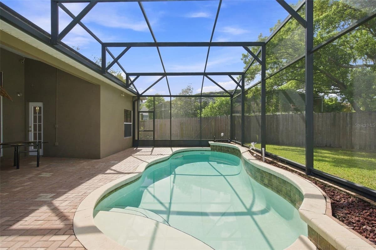 13711 DORNOCH DRIVE — photo 39 of 54