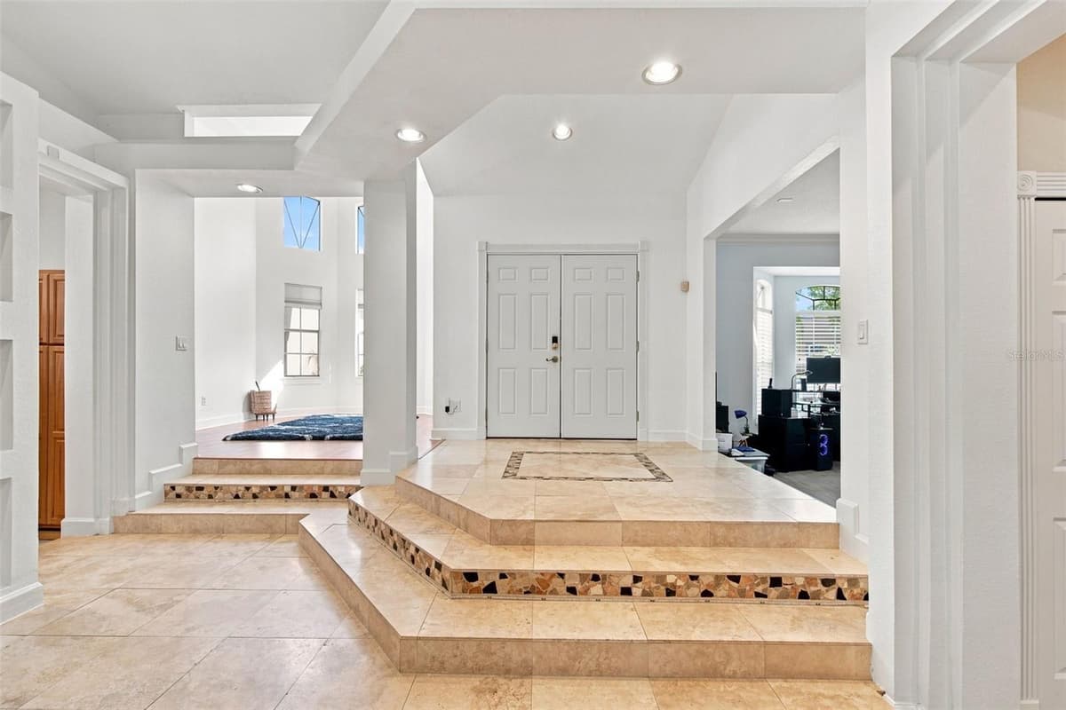 13711 DORNOCH DRIVE — photo 3 of 54