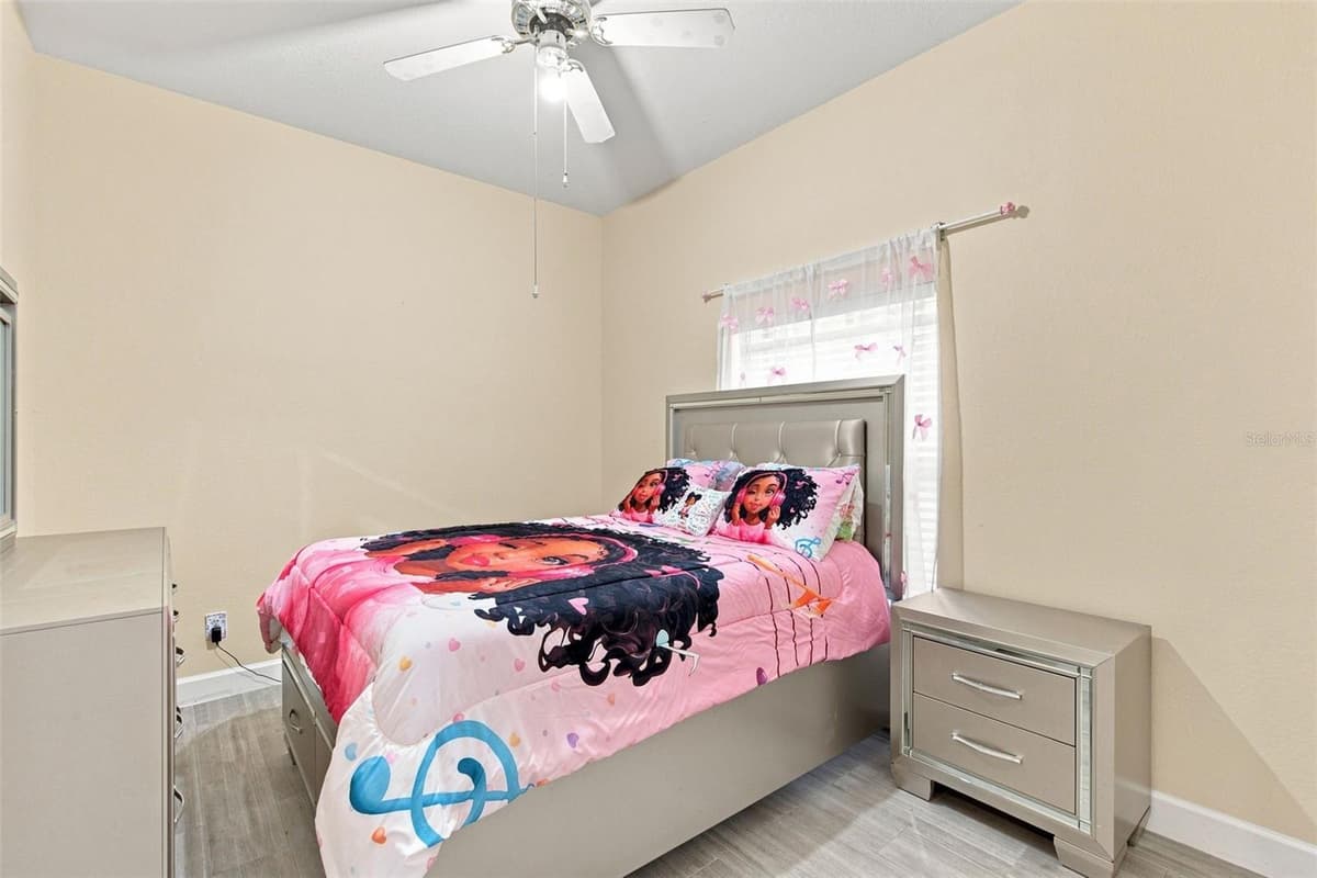13711 DORNOCH DRIVE — photo 34 of 54