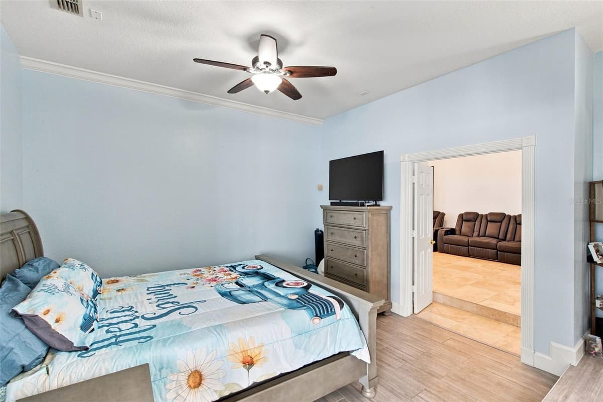 13711 DORNOCH DRIVE — photo 23 of 54