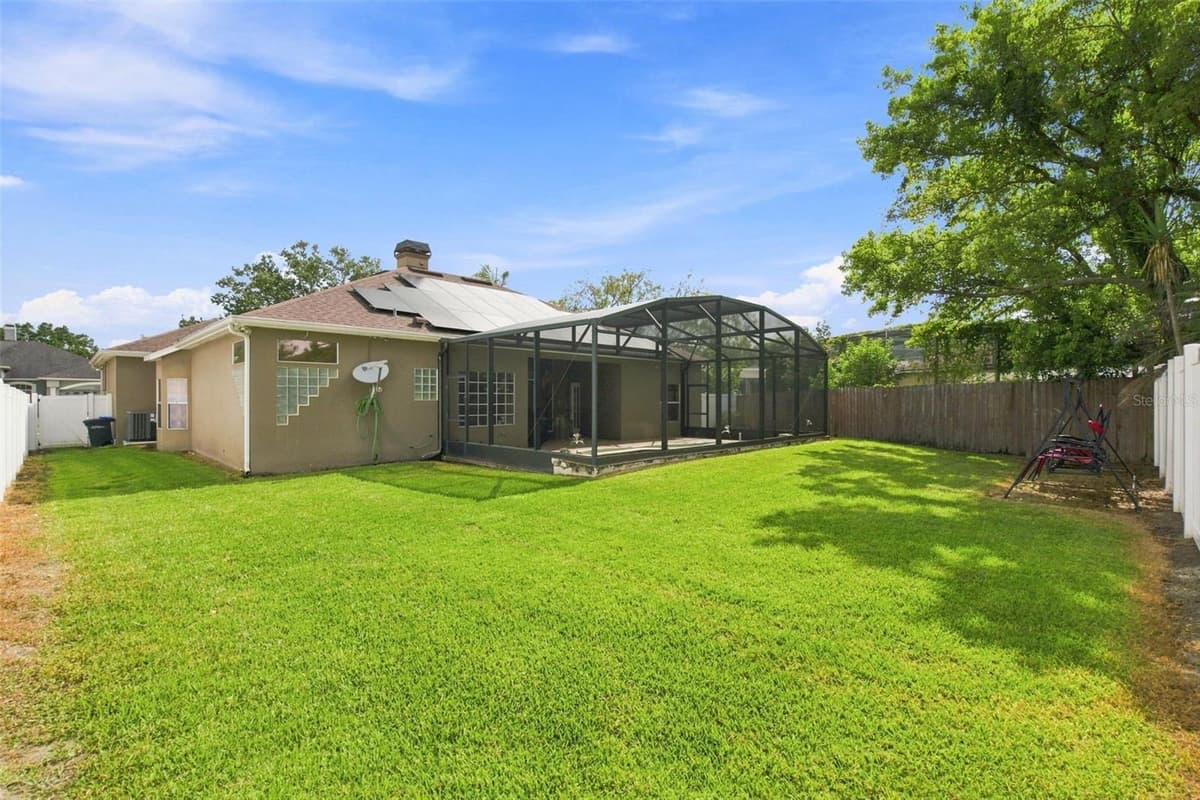 13711 DORNOCH DRIVE — photo 40 of 54