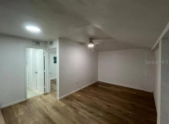 875 LAKE SHORE WAY — photo 11 of 24
