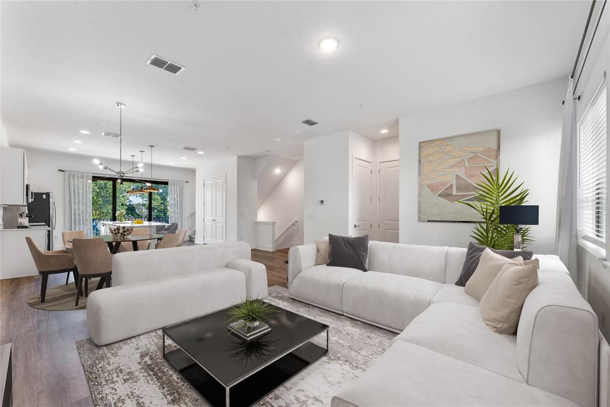 42 HARDING STREET — photo 5 of 29