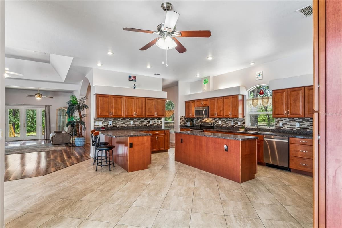 12408 KANAWHA DRIVE — photo 37 of 85