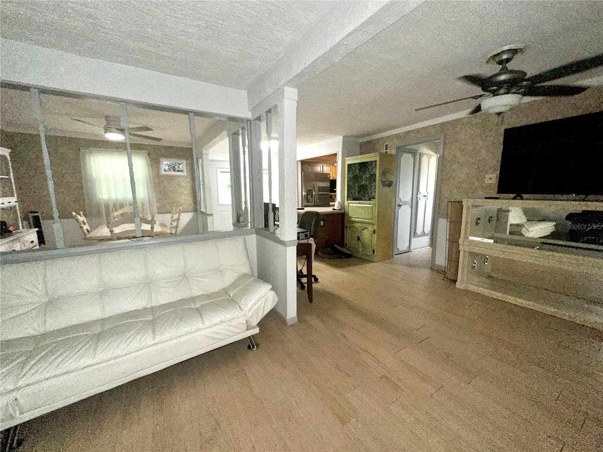10119 BASS CIRCLE — photo 9 of 25