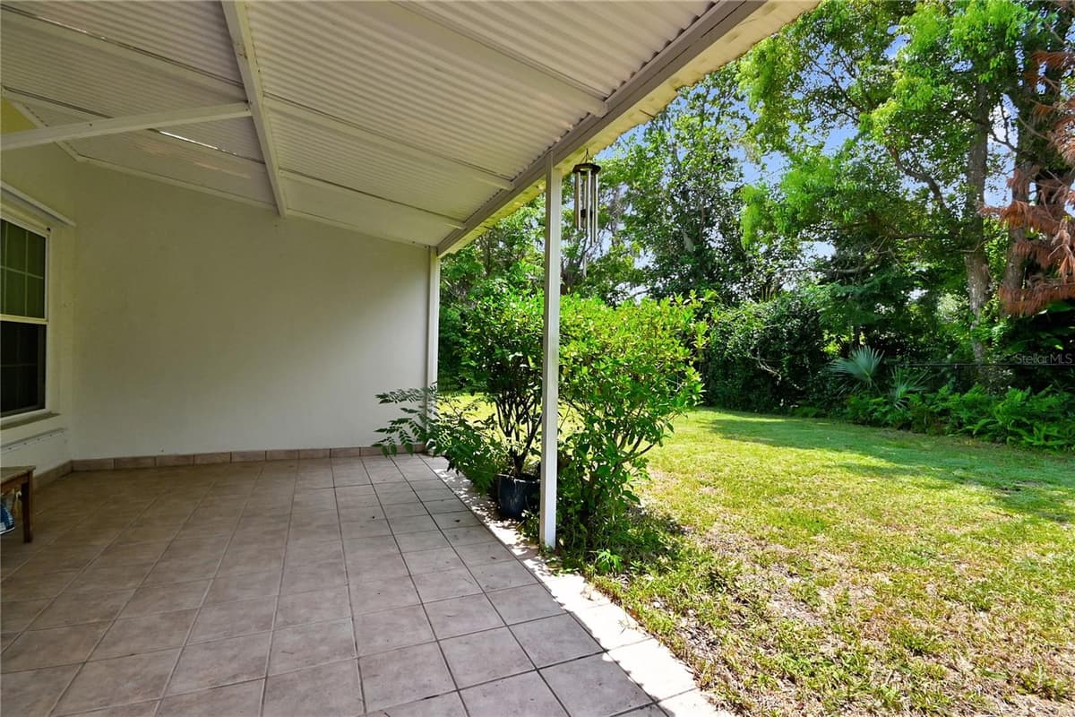 516 SUN LAKE DRIVE — photo 31 of 37
