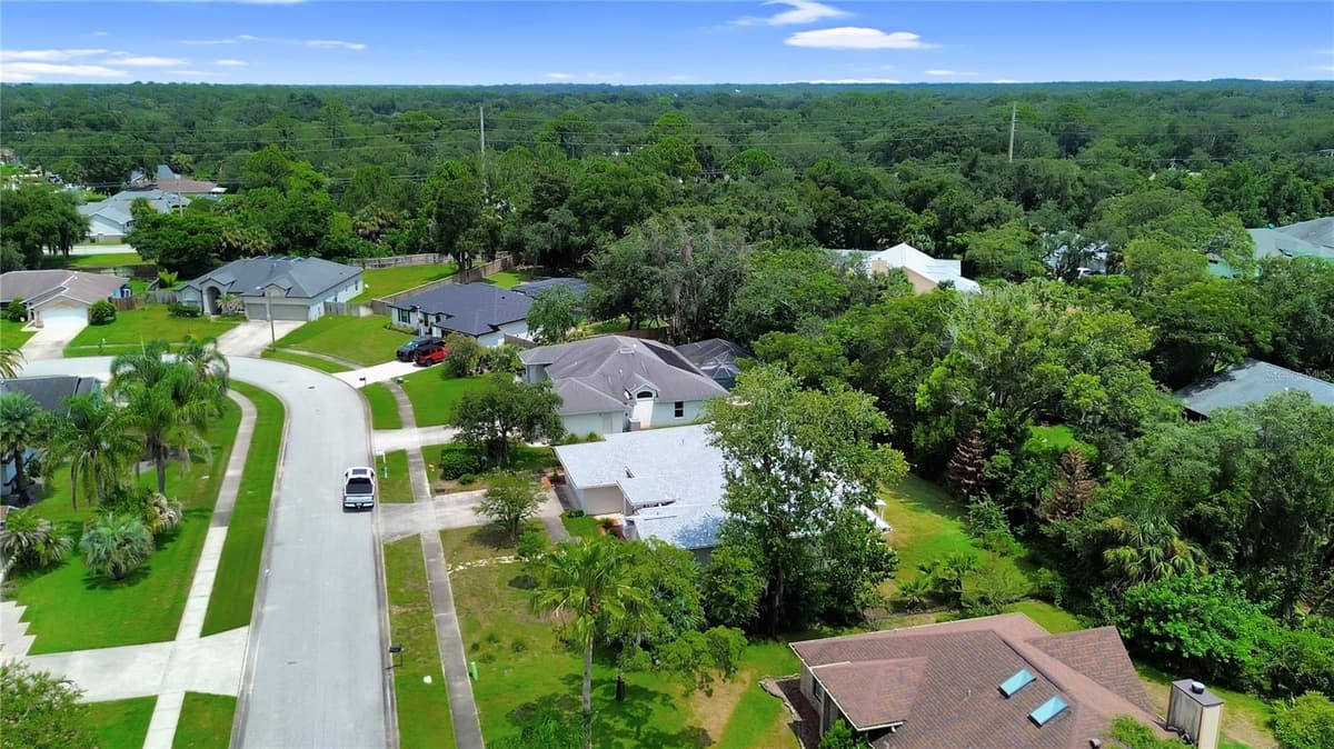 516 SUN LAKE DRIVE — photo 35 of 37