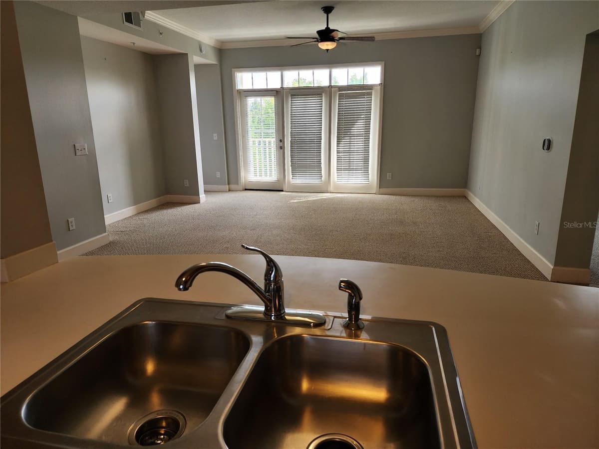 1211 STONECUTTER DRIVE — photo 5 of 14