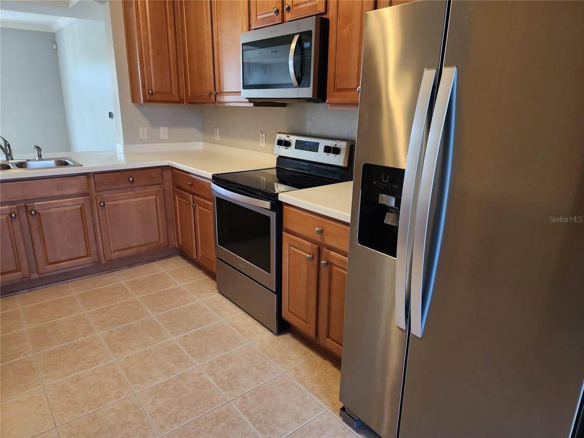 1211 STONECUTTER DRIVE — photo 4 of 14