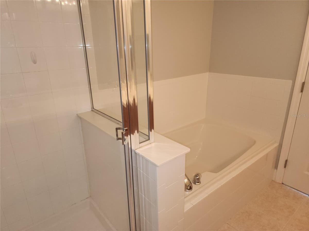 1211 STONECUTTER DRIVE — photo 9 of 14