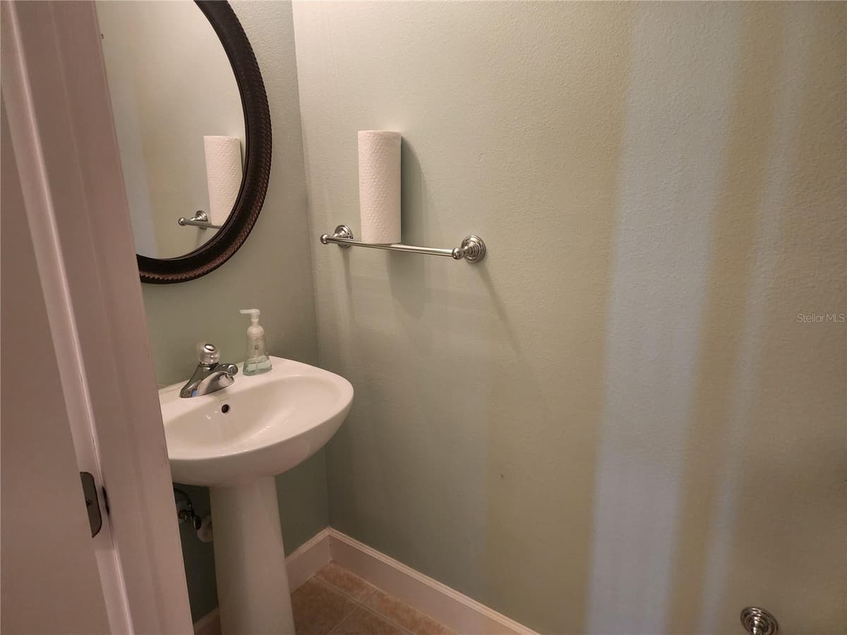 1211 STONECUTTER DRIVE — photo 11 of 14