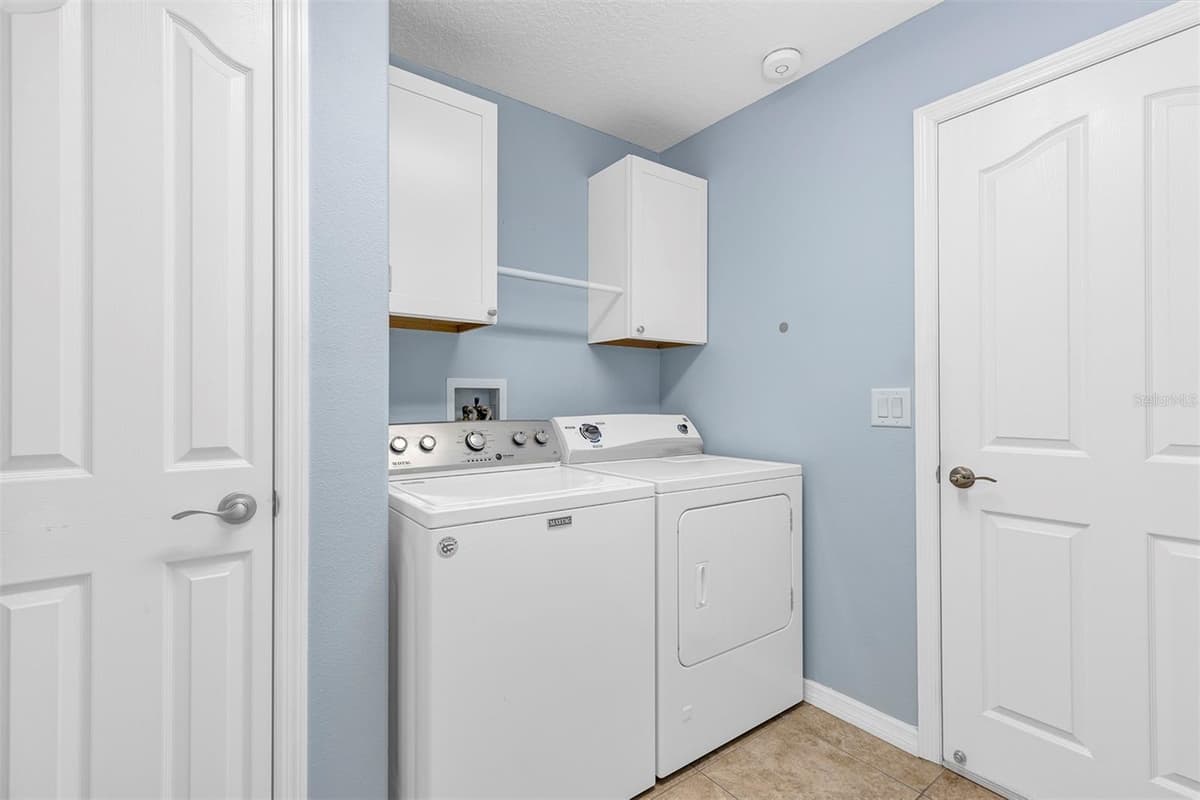 3601 ARLINGTON RIDGE BOULEVARD — photo 20 of 52