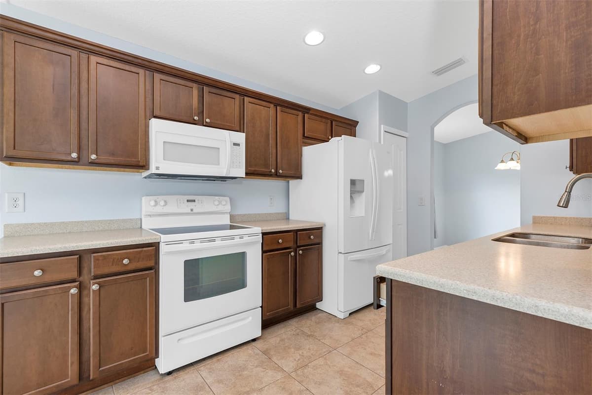 3601 ARLINGTON RIDGE BOULEVARD — photo 8 of 52