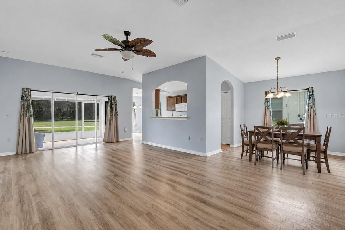 3601 ARLINGTON RIDGE BOULEVARD — photo 5 of 52