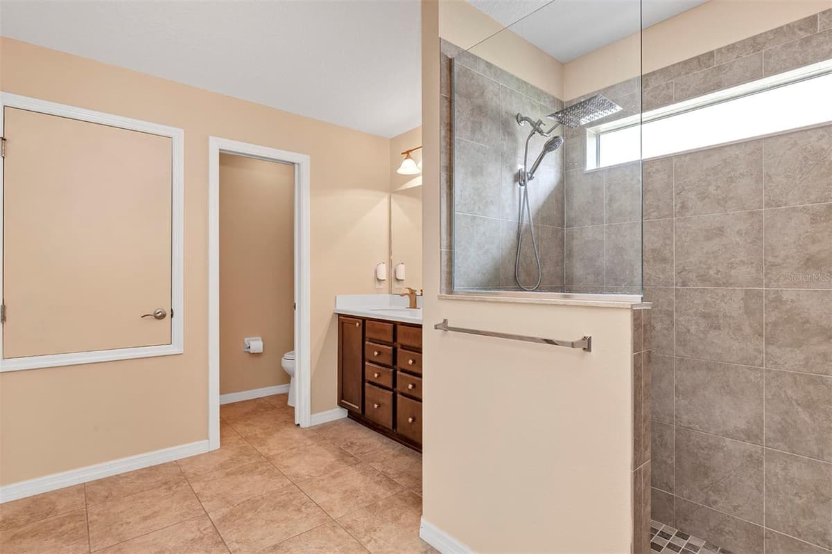 3601 ARLINGTON RIDGE BOULEVARD — photo 11 of 52