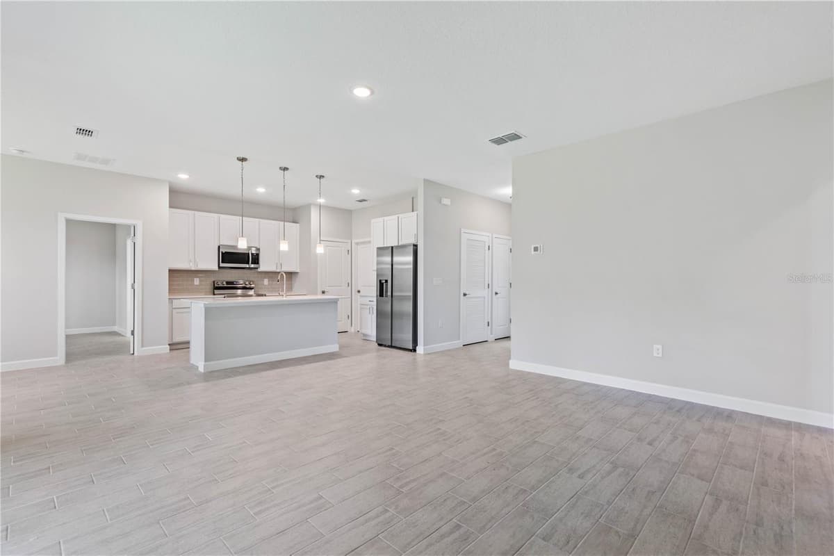 17 EL DORADO BOULEVARD — photo 8 of 27