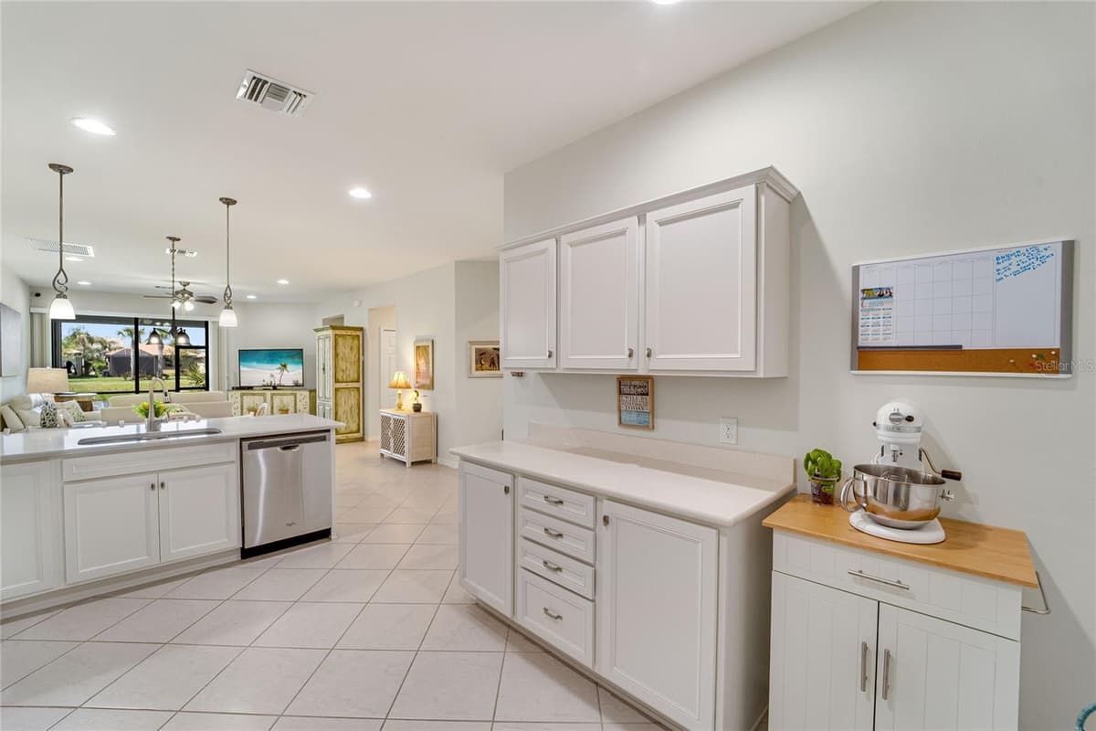 13908 ALAFAYA STREET — photo 7 of 51