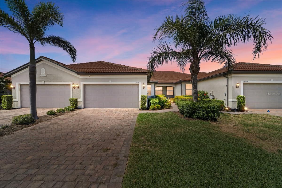 13908 ALAFAYA STREET — photo 1 of 51