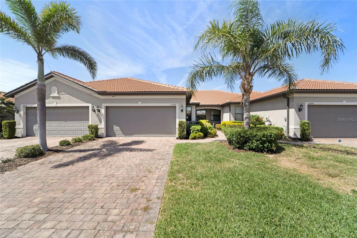 13908 ALAFAYA STREET — photo 2 of 51