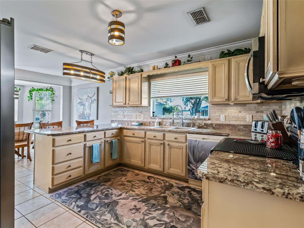 609 ORTEGA WAY — photo 9 of 62