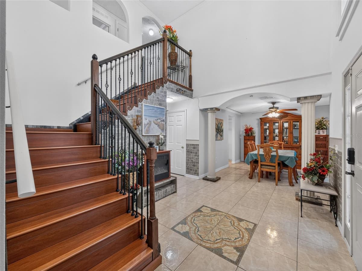 4914 NEWTON COURT — photo 11 of 35