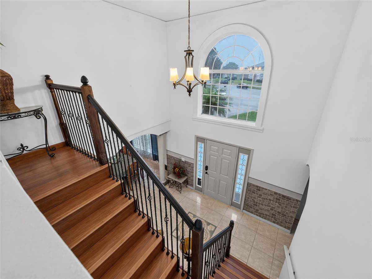 4914 NEWTON COURT — photo 10 of 35