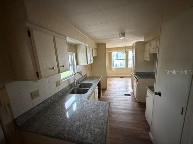 1023 SOUTHLAND DRIVE — photo 10 of 15