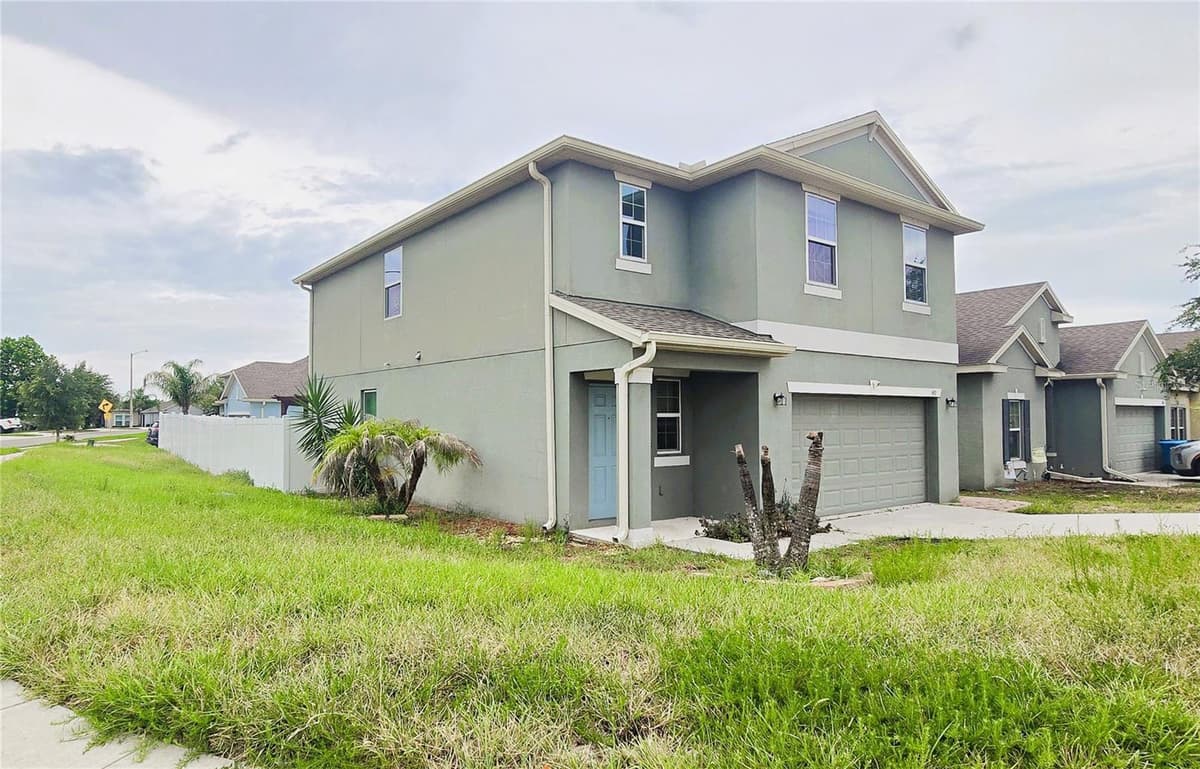 1411 WOODLARK DRIVE — photo 3 of 58