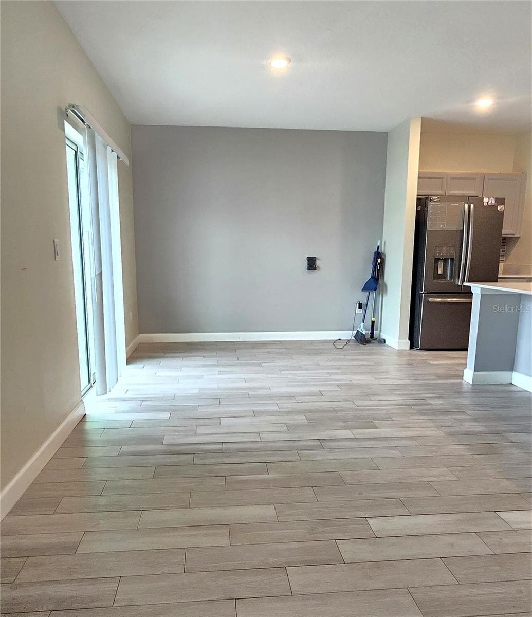 1411 WOODLARK DRIVE — photo 19 of 58