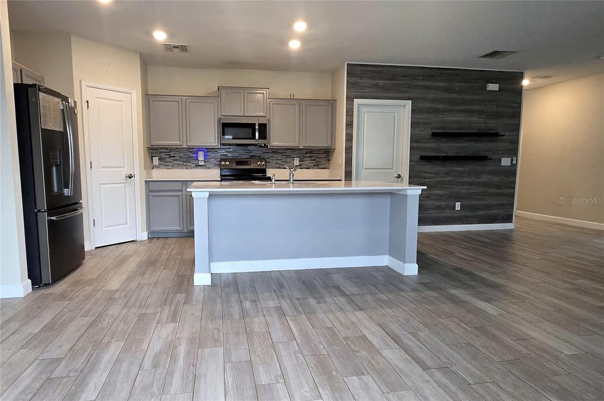 1411 WOODLARK DRIVE — photo 12 of 58
