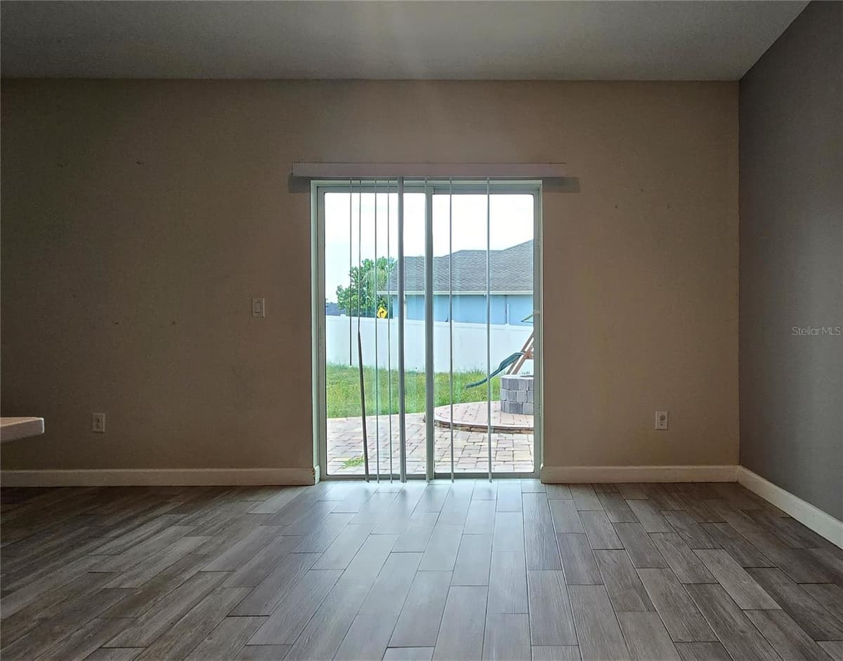 1411 WOODLARK DRIVE — photo 20 of 58