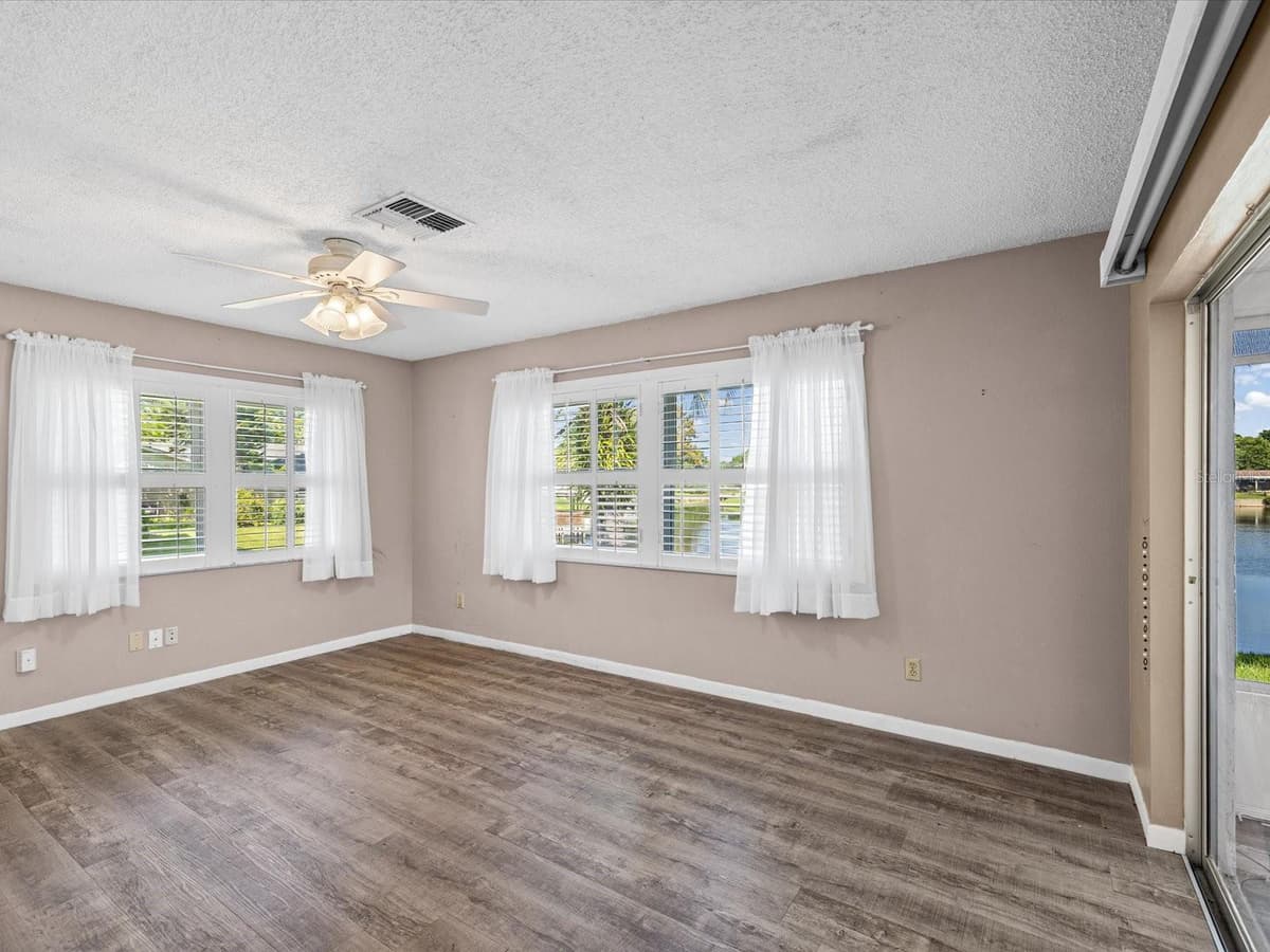 4135 COTTON TAIL DRIVE — photo 16 of 41