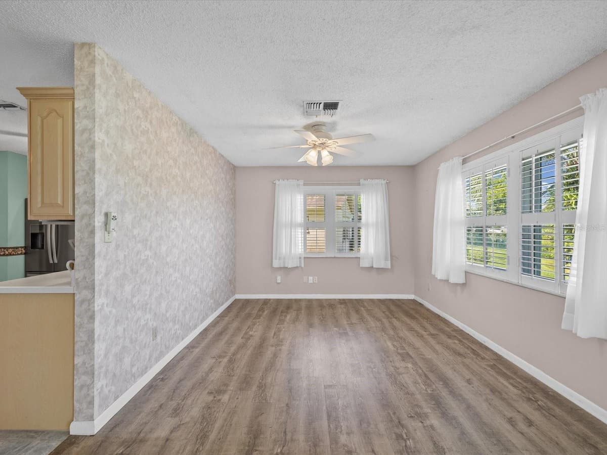 4135 COTTON TAIL DRIVE — photo 18 of 41