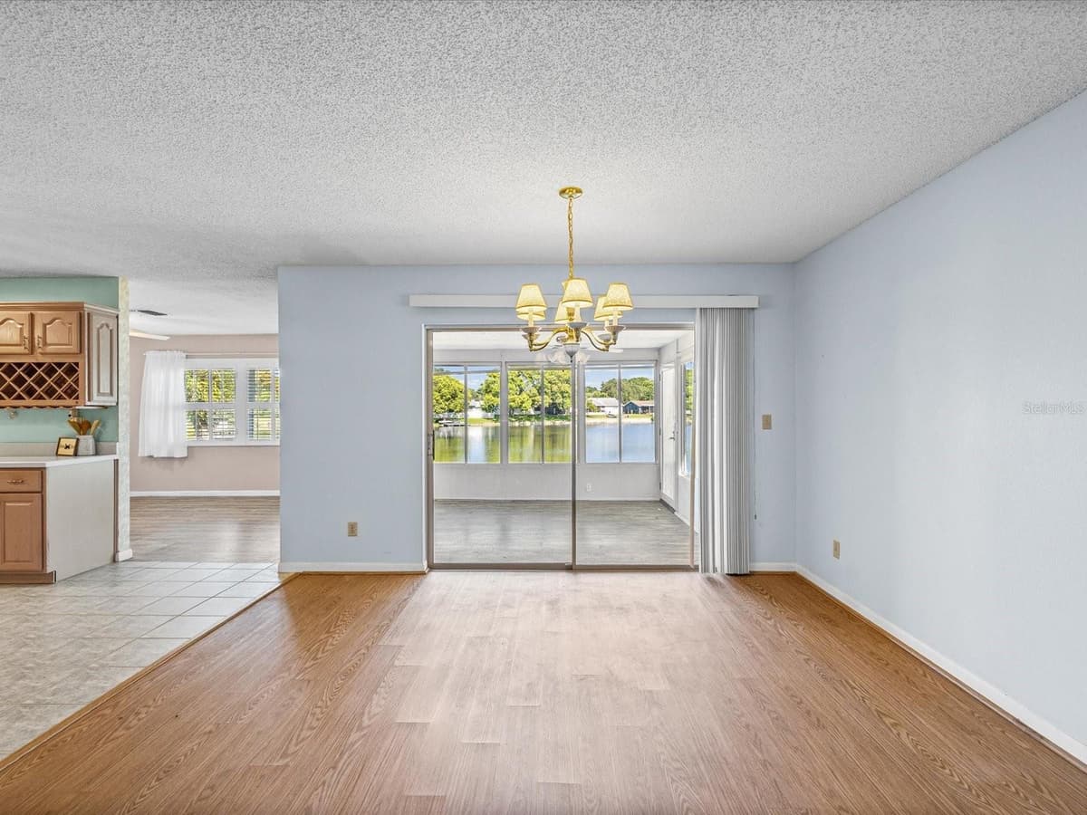 4135 COTTON TAIL DRIVE — photo 6 of 41