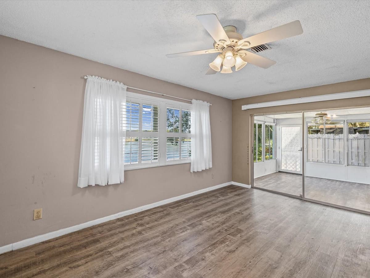 4135 COTTON TAIL DRIVE — photo 17 of 41