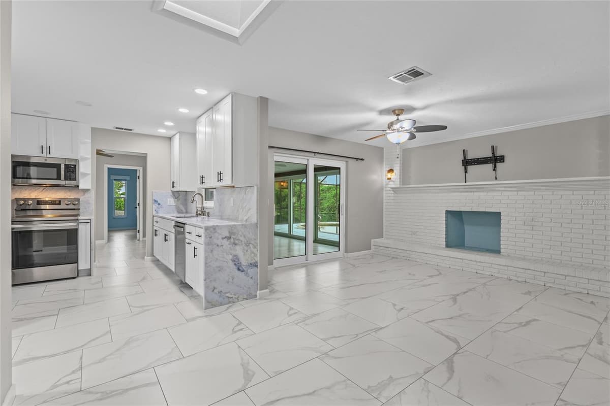 1401 GEORGETOWNE DRIVE — photo 43 of 71