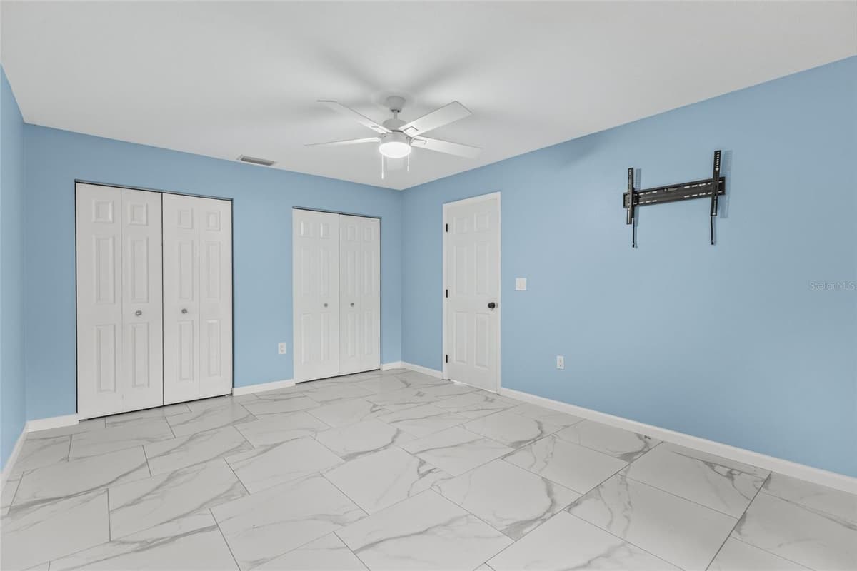 1401 GEORGETOWNE DRIVE — photo 30 of 71