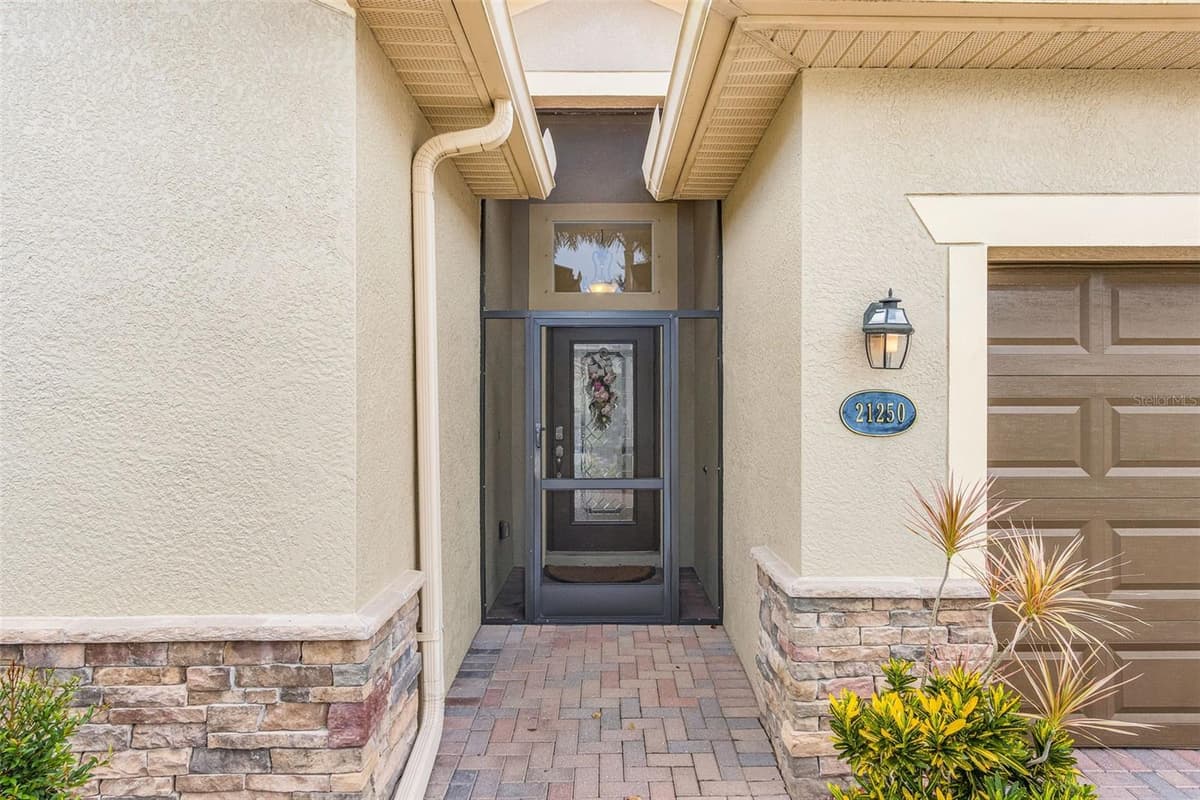 21250 BELLA TERRA BOULEVARD — photo 4 of 27